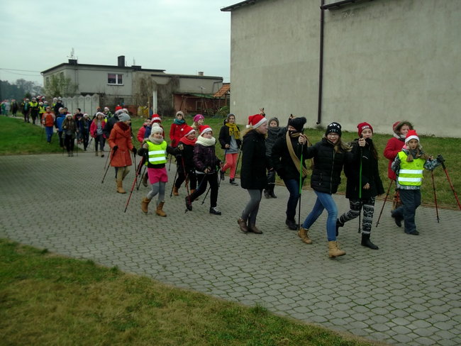 Mikołajkowy Nordic Walking - zdjęcia