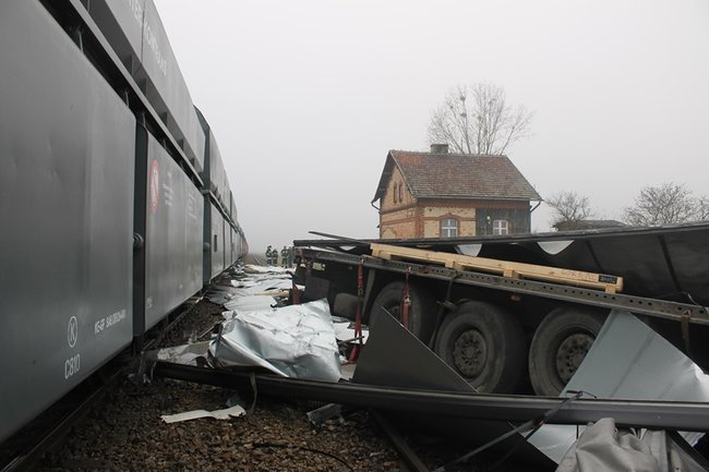 Twierdzi, że nie widział pociągu - zdjęcia