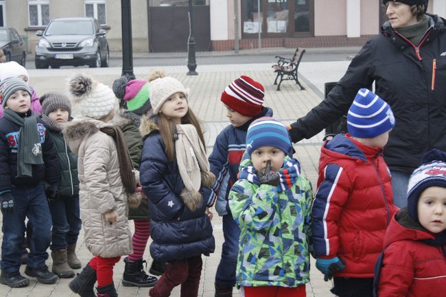 Inwazja Mikołajów na rynku - zdjęcia