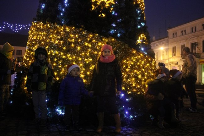 Mikołajkowe spotkanie na rynku - zdjęcia