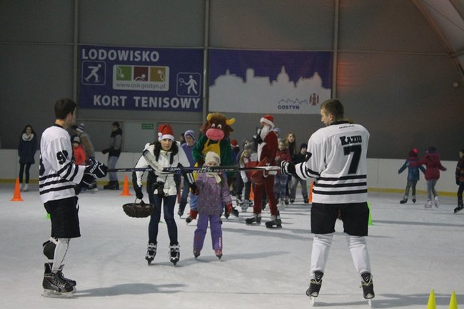 Z Mikołajem na łyżwach - zdjęcia