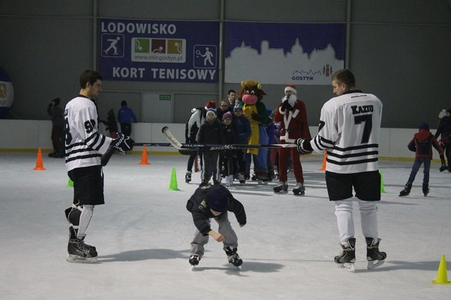 Z Mikołajem na łyżwach - zdjęcia