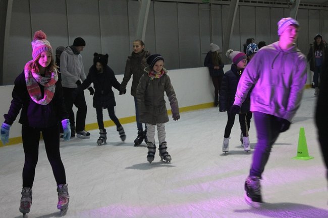 Z Mikołajem na łyżwach - zdjęcia