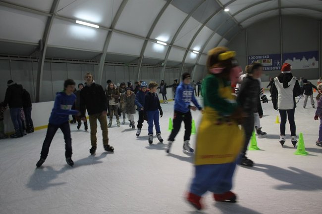 Z Mikołajem na łyżwach - zdjęcia