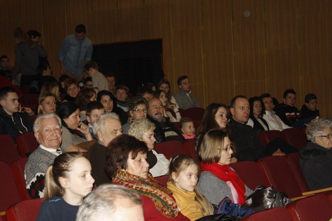 Spektakl z tradycjami - zdjęcia