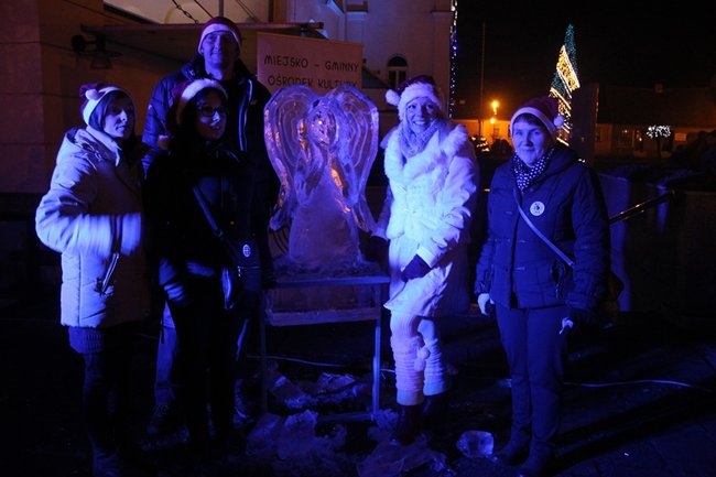 Rzeźbili... w lodzie - zdjęcia