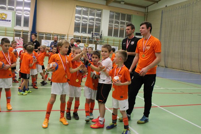 Podium dla Gostyńskiej Akademii Reissa - zdjęcia