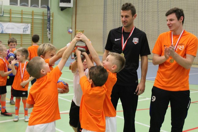 Podium dla Gostyńskiej Akademii Reissa - zdjęcia