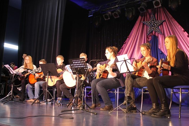 Rozdali ponad sto paczek - zdjęcia