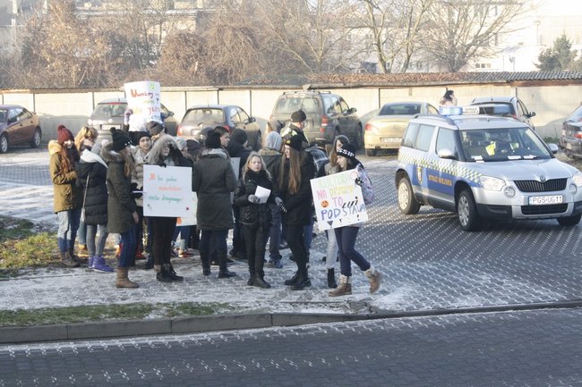 Protestowali na ulicach Gostynia - zdjęcia