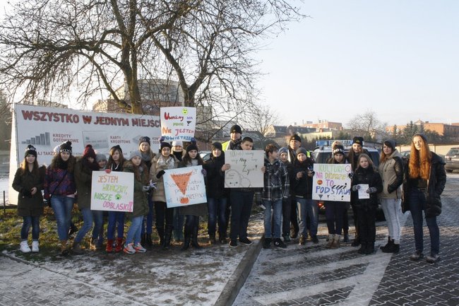 Protestowali na ulicach Gostynia - zdjęcia