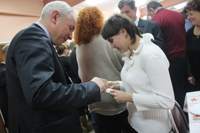 Z przyjaciółmi przy wigilijnym stole - zdjęcia