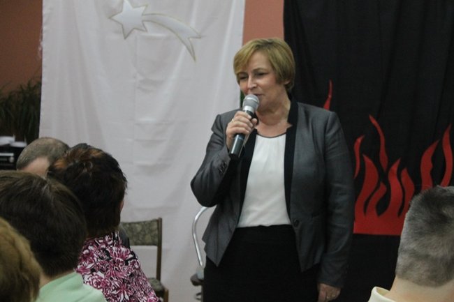 Z przyjaciółmi przy wigilijnym stole - zdjęcia