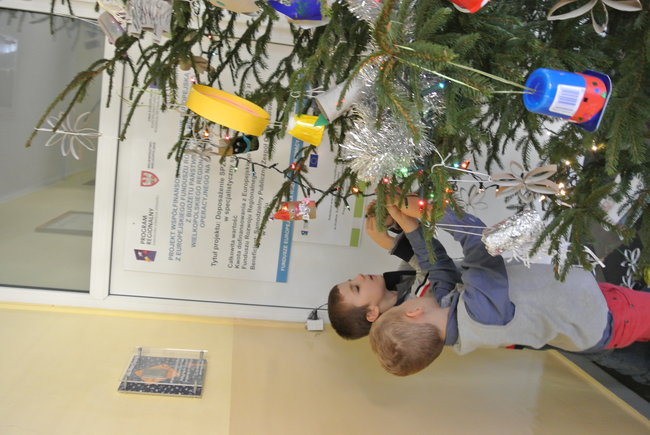 Choinka dla szpitala - zdjęcia