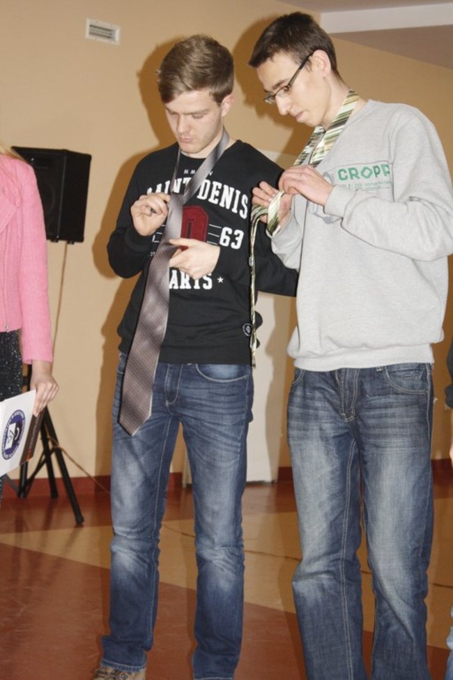 Studniówkowy zawrót głowy - zdjęcia