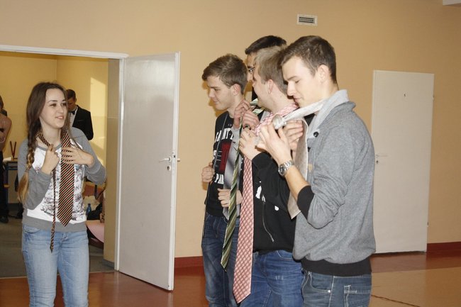 Studniówkowy zawrót głowy - zdjęcia