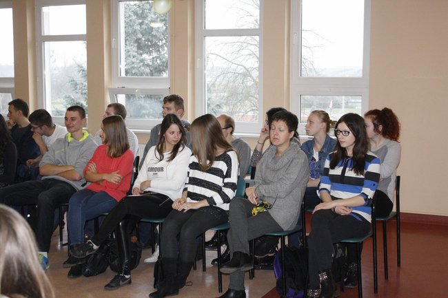 Studniówkowy zawrót głowy - zdjęcia