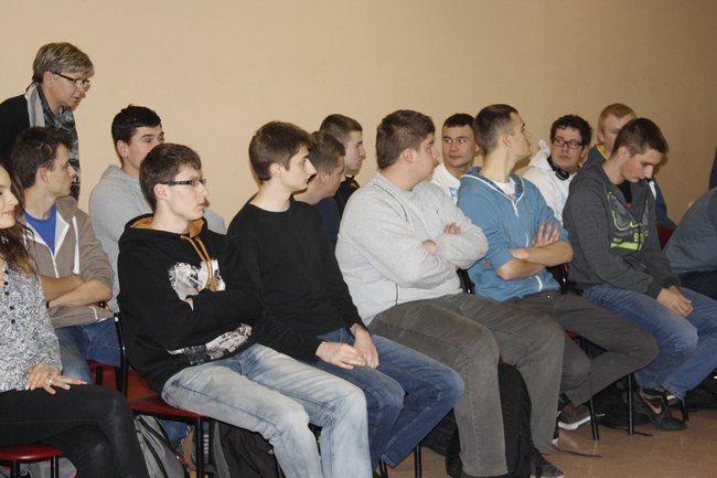 Studniówkowy zawrót głowy - zdjęcia