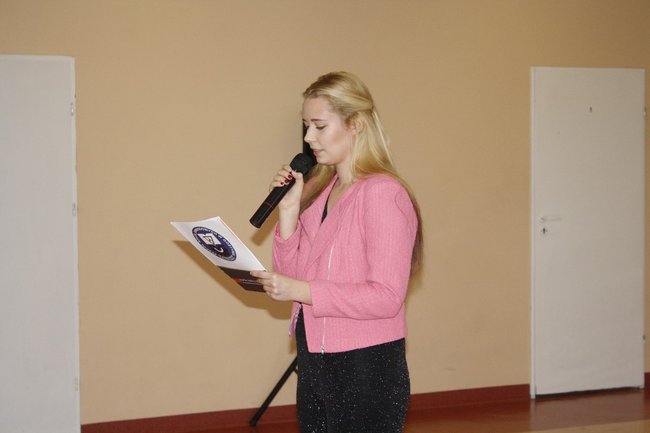 Studniówkowy zawrót głowy - zdjęcia