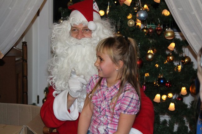 Zatańczyli z Mikołajem - zdjęcia