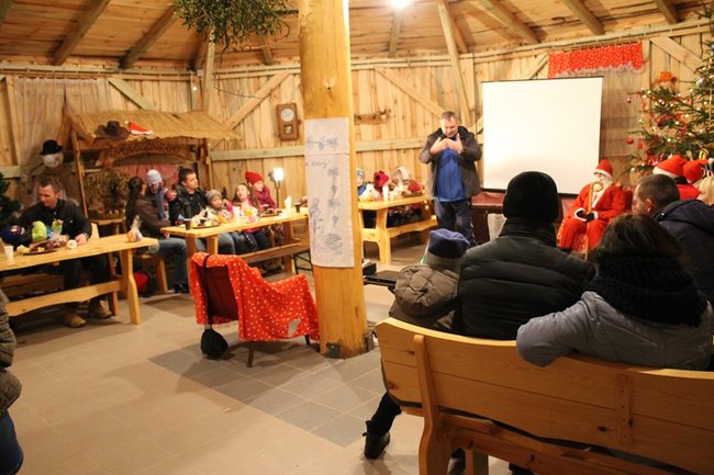 Z upominkiem dla każdego - zdjęcia