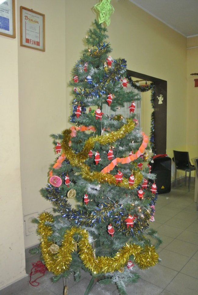 Wspólnie wykonali ozdoby - zdjęcia