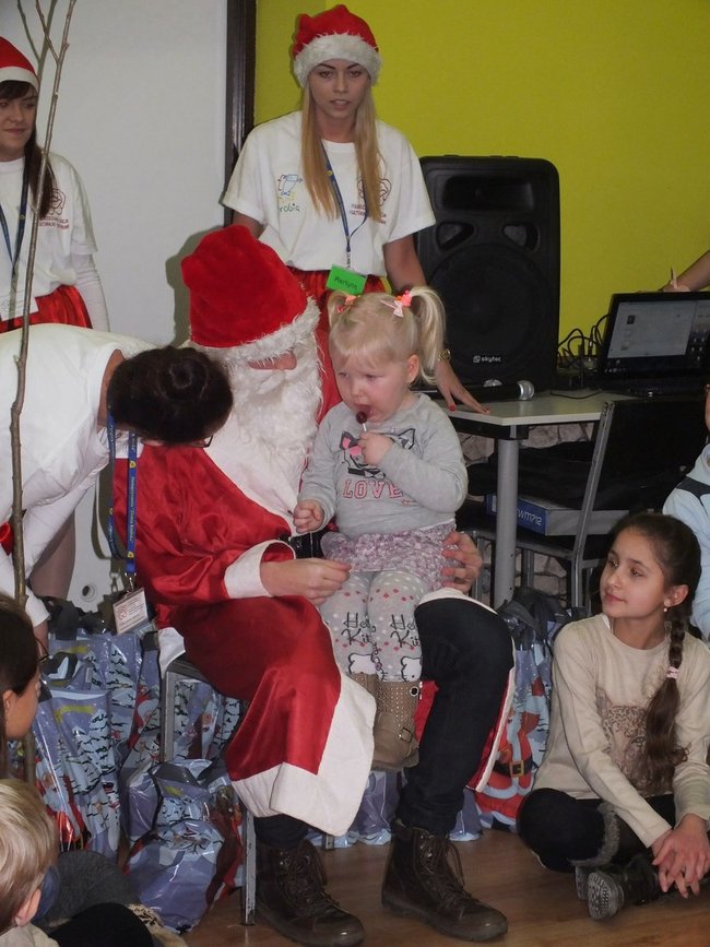 Konkursy ze świętym Mikołajem - zdjęcia