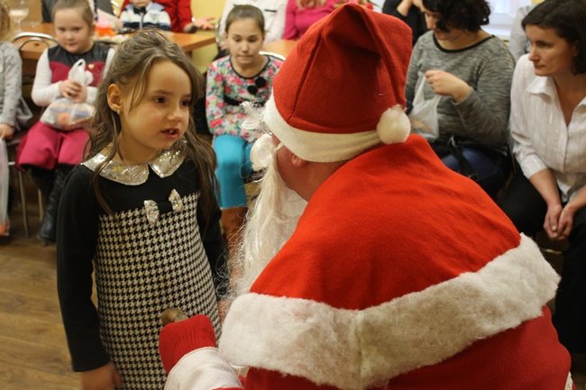 Z workiem prezentów  - zdjęcia