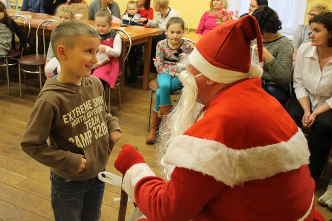 Z workiem prezentów  - zdjęcia