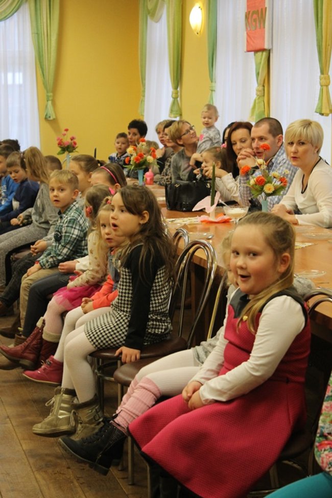 Z workiem prezentów  - zdjęcia