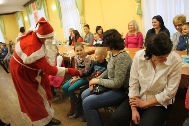 Z workiem prezentów  - zdjęcia