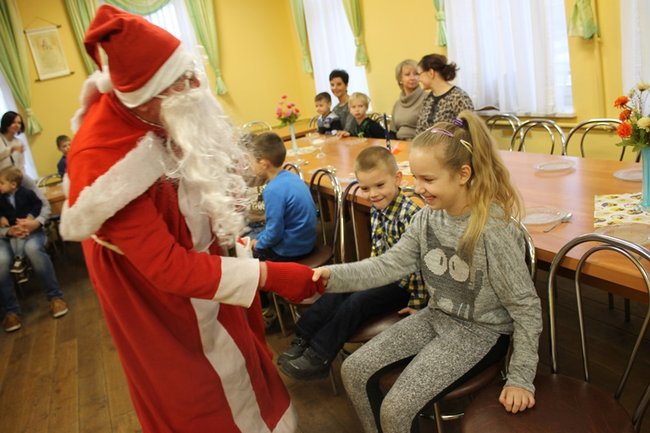 Z workiem prezentów  - zdjęcia