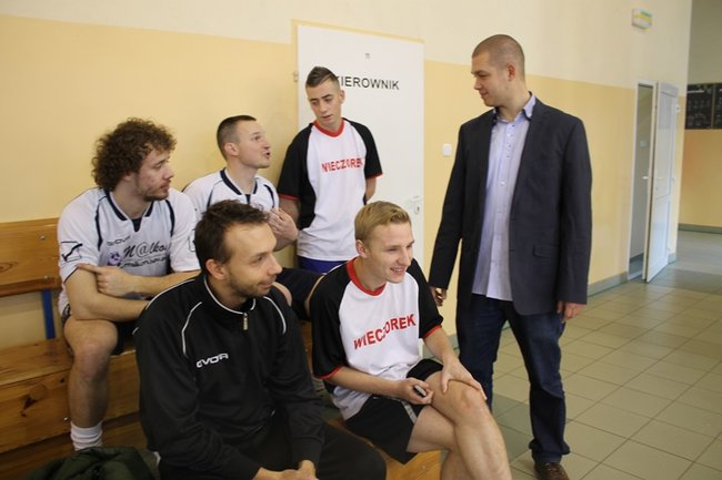 Piłkarze mają gest - zdjęcia