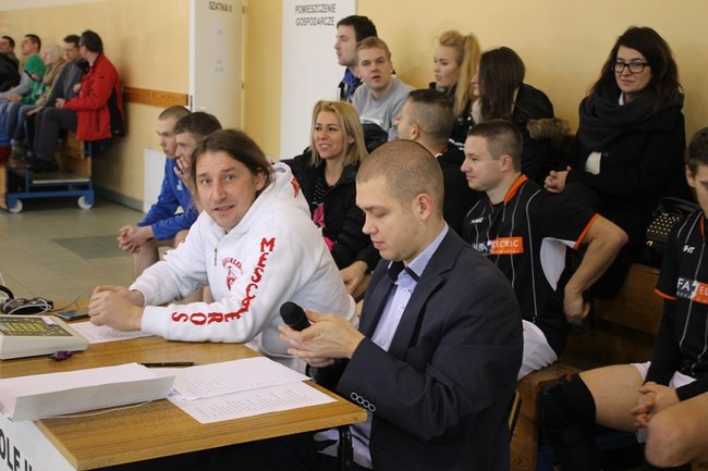 Piłkarze mają gest - zdjęcia