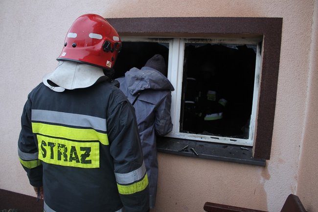 Pożar domu w Wilkonicach - zdjęcia