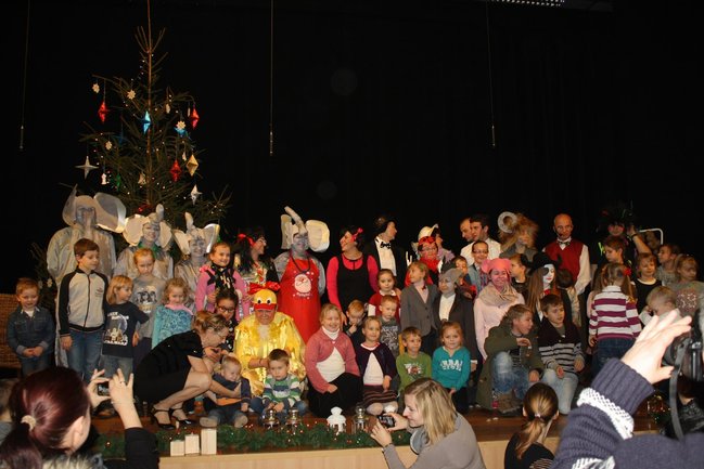 Dorośli dzieciom - zdjęcia