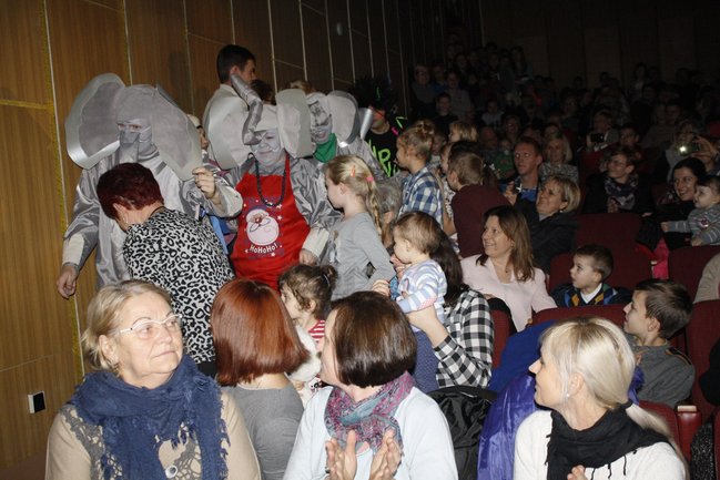 Dorośli dzieciom - zdjęcia