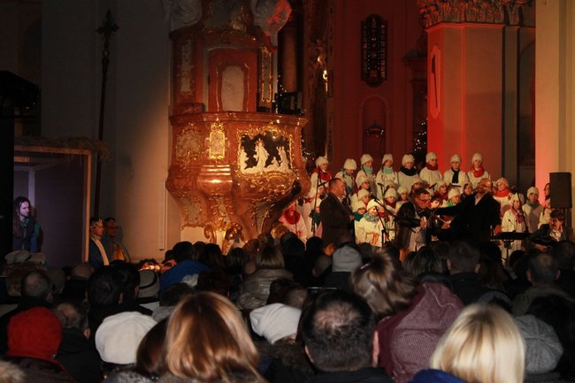 Występ zakończyły owacje na stojąco