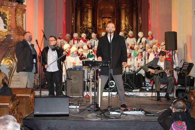 Występ zakończyły owacje na stojąco