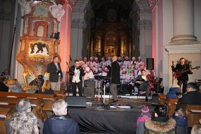 Występ zakończyły owacje na stojąco