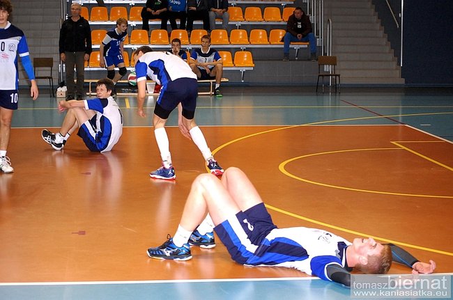 Pokonali wicelidera - zdjęcia