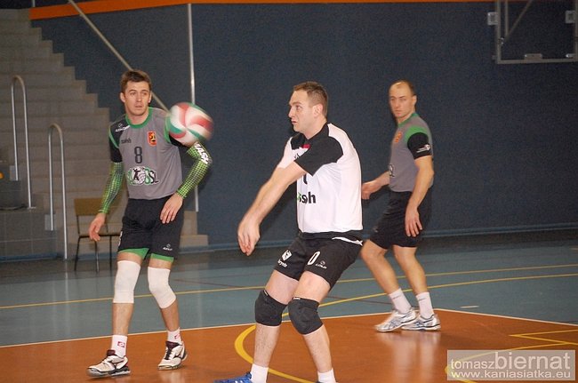 Pokonali wicelidera - zdjęcia