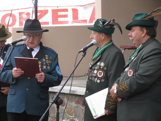 Bracia świętowali z hukiem - zdjęcia