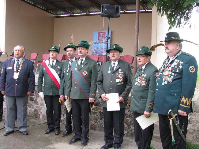 Bracia świętowali z hukiem - zdjęcia