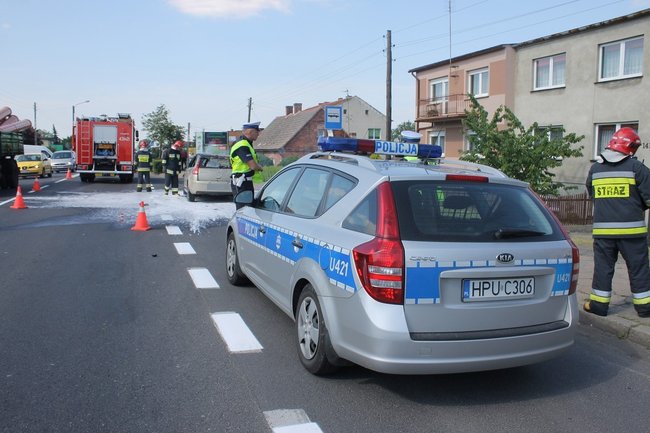 Citroen spłonął doszczętnie - zdjęcia