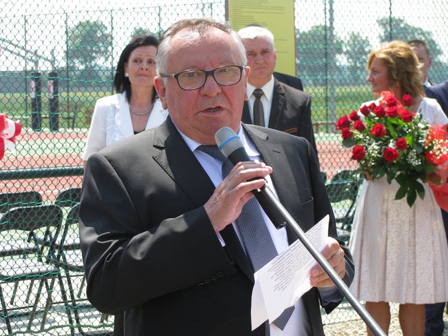 Nowe boisko na 25-lecie - zdjęcia