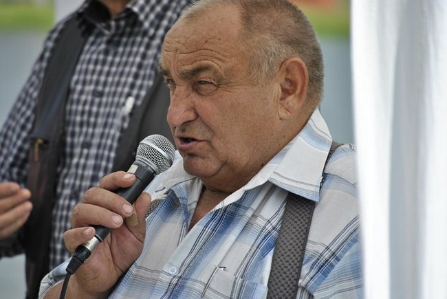 Łódki na stawie ? zdjęcia