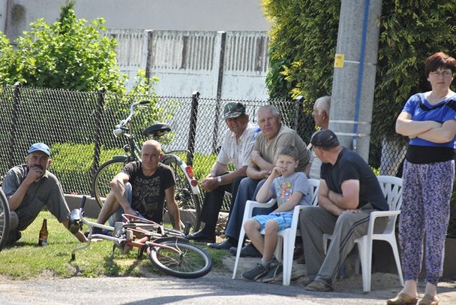 Łódki na stawie ? zdjęcia