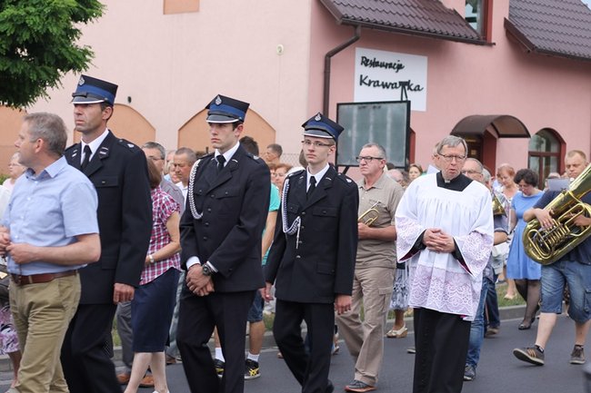 W skupieniu i modlitwie - zdjęcia