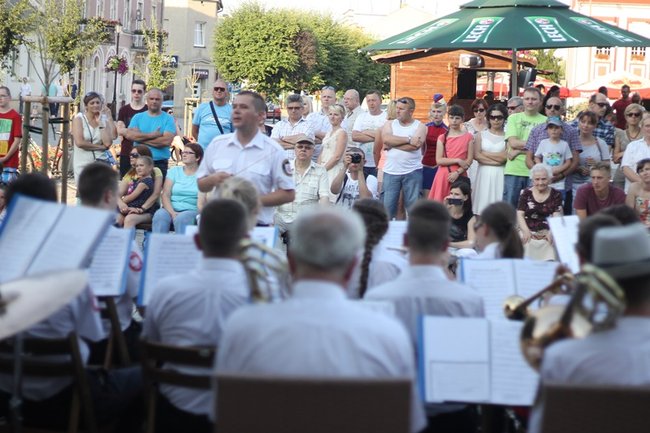 Ostatni koncert dla gostynian - zdjęcia